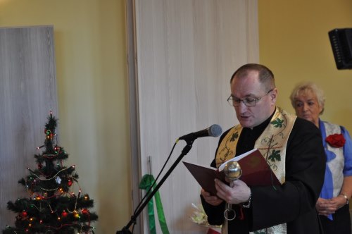 Zdjęcie z otwarcia Dziennego Domu „Senior-WIGOR” w Gminie Piątnica