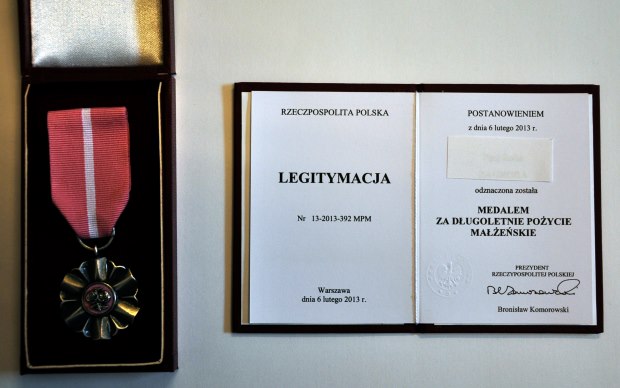 Odznaczenie na jubileusz Złotych Godów